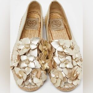 Tory Burch Metallic Leather Floral Blossom Espadrilles w Box